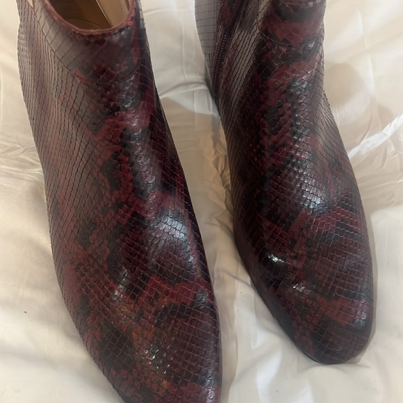 Kate Spade Adalyn boots Sz 8.5M - Picture 2 of 6